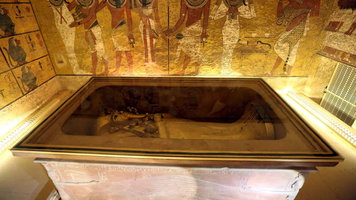 Karnak Temple and Luxor Temple stops on a Valley of the Kings tour from Luxor, Egypt